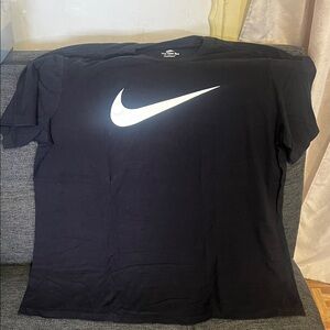 Nike - Tee Graphic